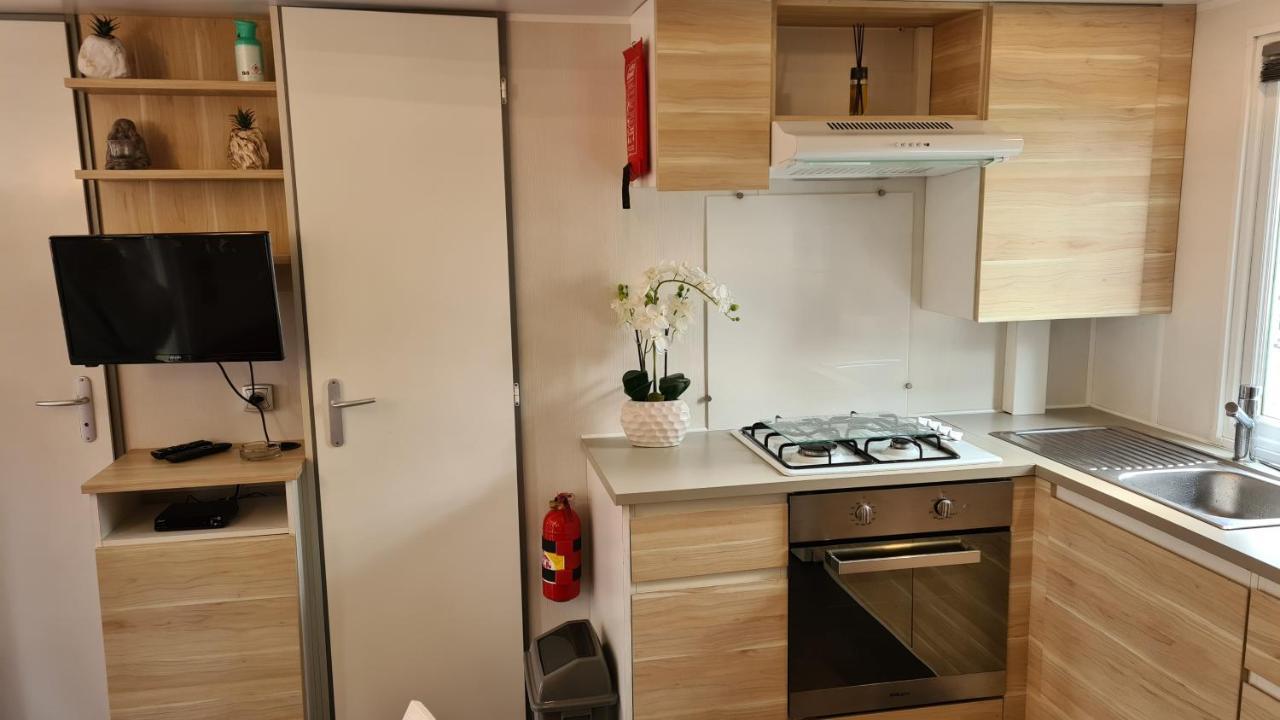 Mobil Home La Licorne Camping Nous Dormant Saint-Jean-de-Monts Buitenkant foto